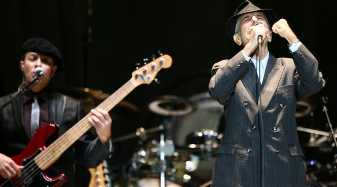 ma inclin in fata lui cohen