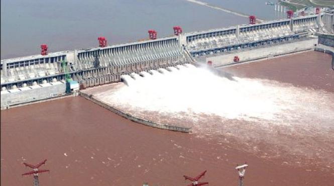 bulgaria reactiveaza hidrocentralele comuniste