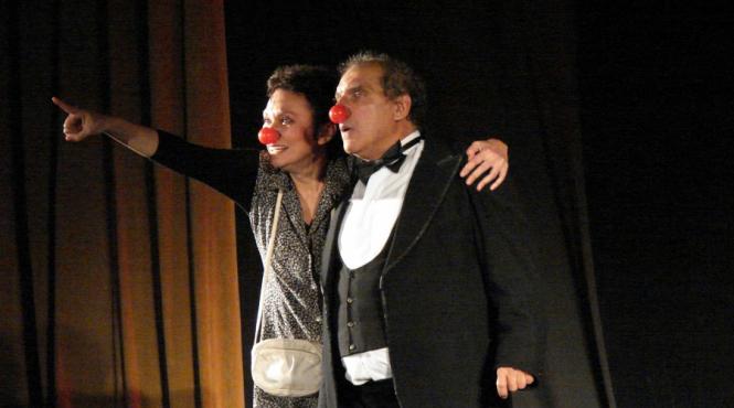 spectacol ma tot duc