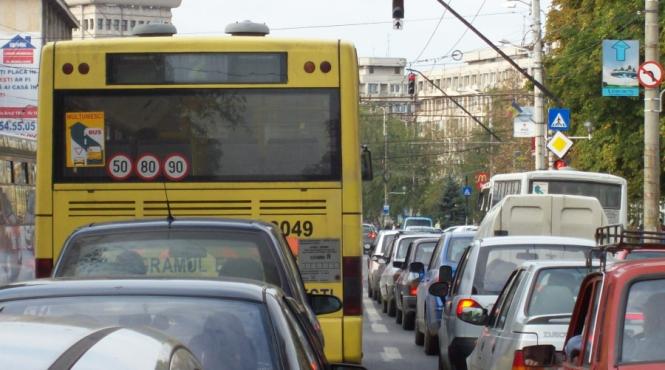 sistemul de semaforizare din ploiesti pus pe rosu