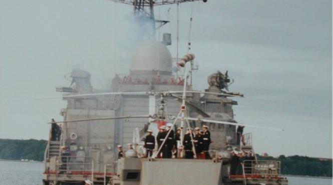 rusia nava de razboi plecata spre somalia nu va lupta cu piratii