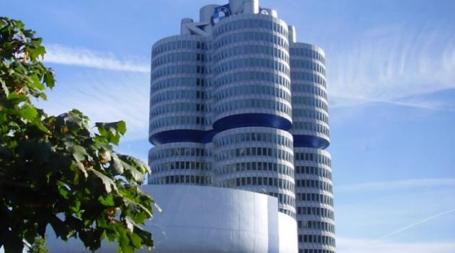 germania constructorii de automobile isi inchid portile iar angajatii sunt concediati