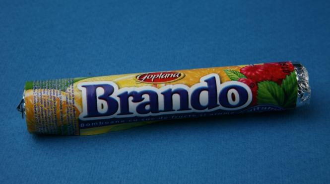 dulciuri colorate chimic