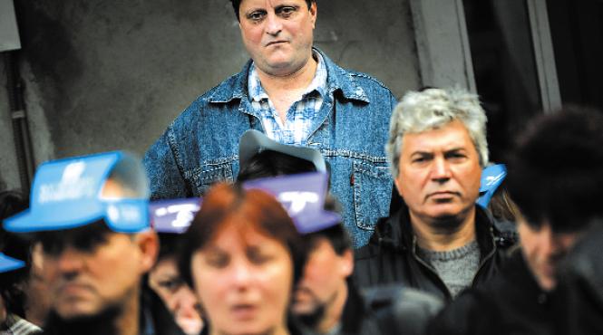 criza icirc n bulgaria protest la kremikovti