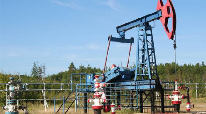 rusia va reduce productia de petrol