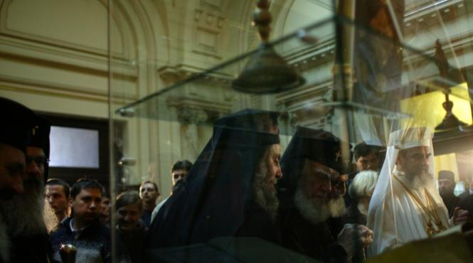 carti sfinte de ieri si de azi