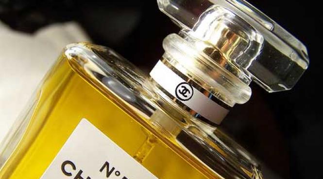 chanel no 5 cel mai celebru parfum al tuturor timpurilor