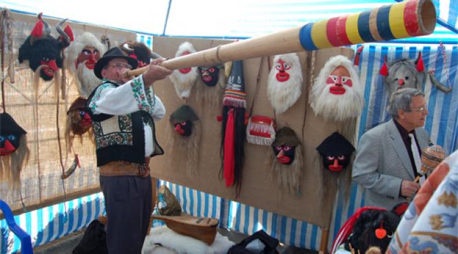 mesterul tugui academicianul mastilor