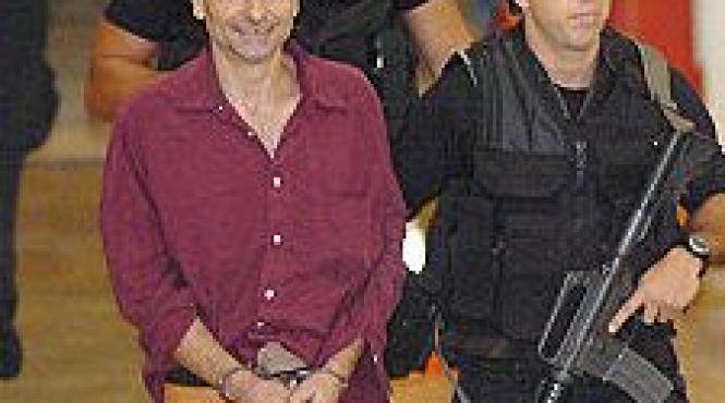 condamnat in italia pentru asasinate acceptat de brazilia ca refugiat politic