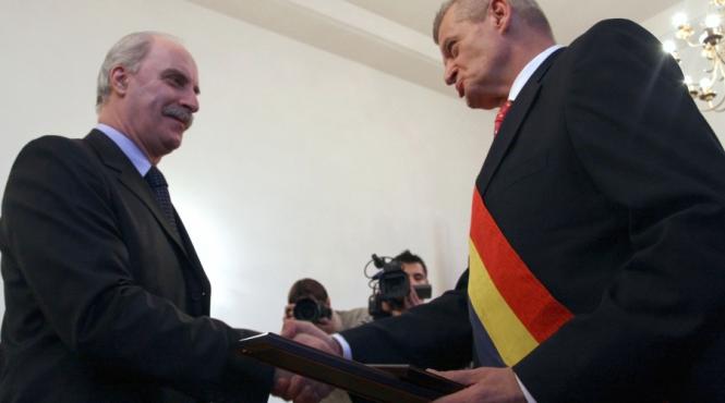 diplome in honoris in bucuresti