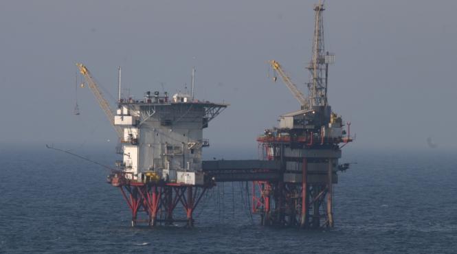 scandalul petrolului de la marea neagra icirc n spatele canadienilor apar cazacii