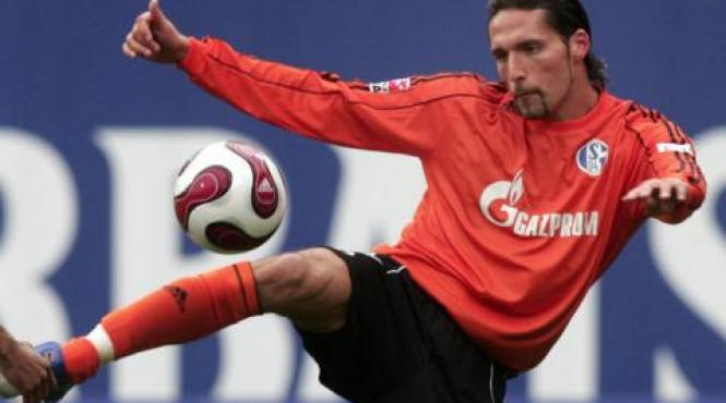 fotbal kuranyi concediat de hackeri