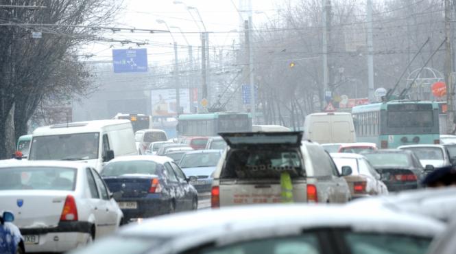 iarna nu i ca vara a inceput de ieri sa cada cate un fulg si ne am blocat