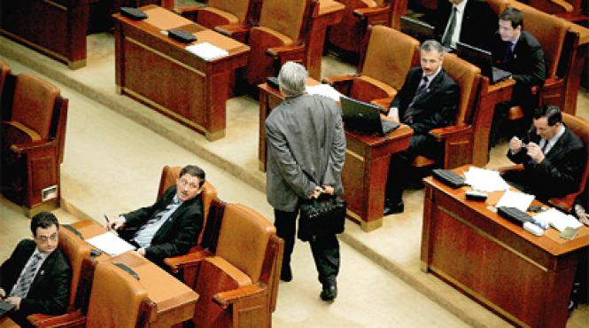 suplimentare la buget alesii loviti de evlavie