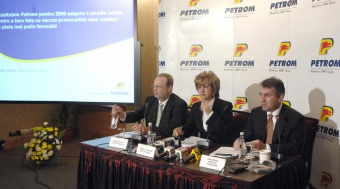 petrom profitul statului s a scurs pe prima de porc