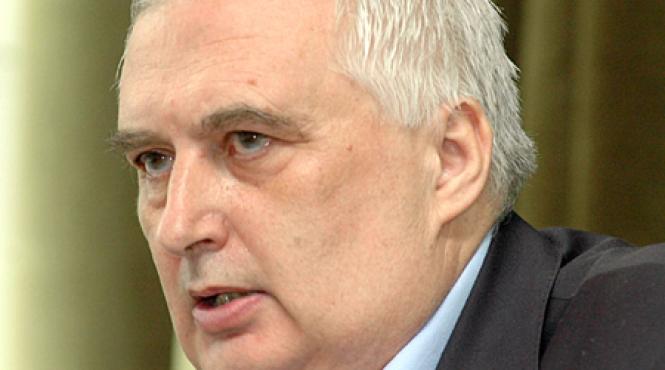 sa ne cunostem scriitorii eugen uricaru icirc ngerul alb si intunericul lumii