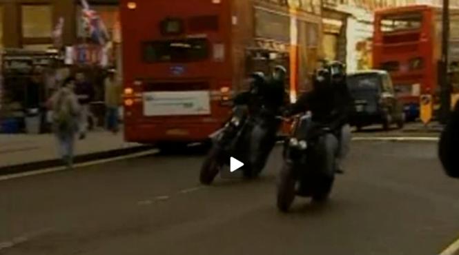 jaf in direct la un un magazin de bijuterii din londra