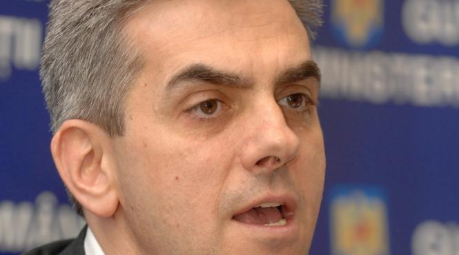 eugen nicolaescu mai fratilor ce ati patit v a cazut in cap o piatra