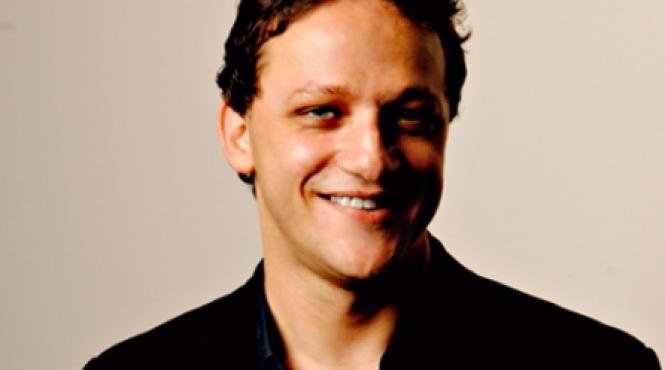 james gilbey televiziunea o moneda cu doua fete