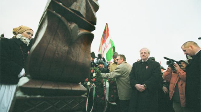 solyom pe sol romanesc