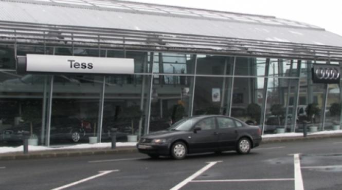 corpul delict sub fundul ministrului