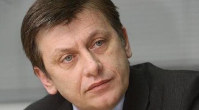 antonescu basescu ofera un model rau
