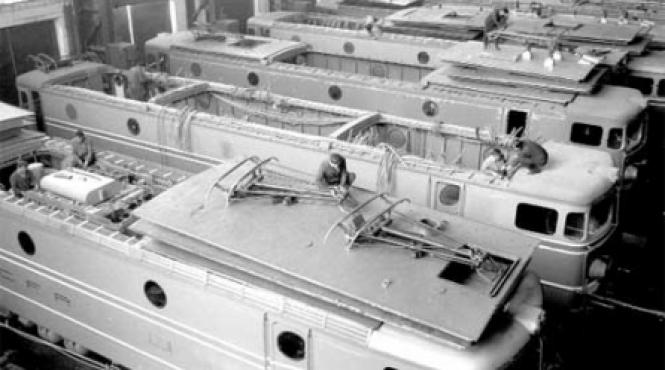 ceausescu si istoria locomotivelor realizate la electroputere
