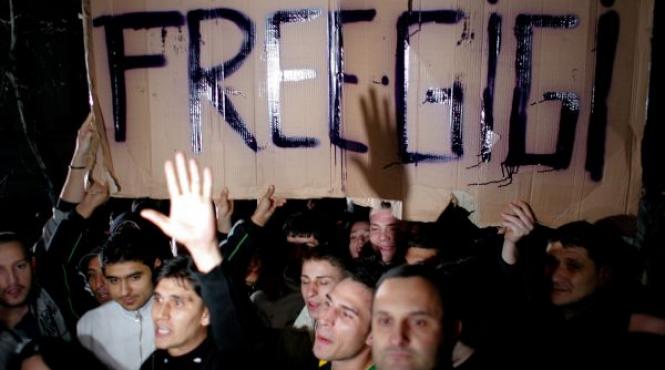 free gigi sustinatorii lui becali cer eliberarea latifundiarului in fata tribunalului