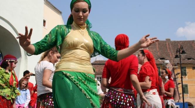 numiti tigani de ziua lor