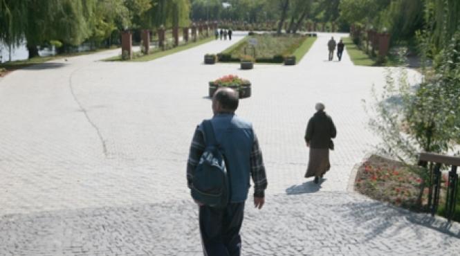 oprescu protejeaza spatiile verzi