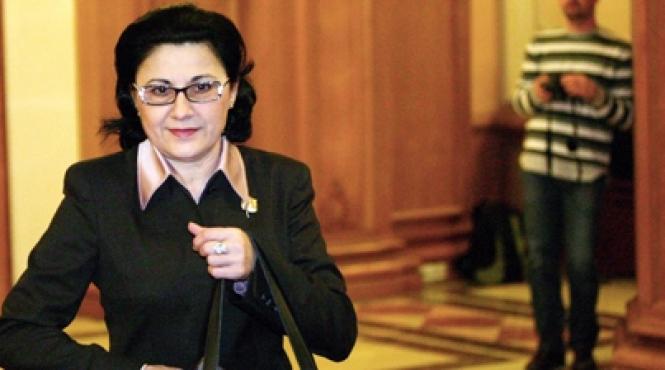 profesorii lasati si fara maruntis