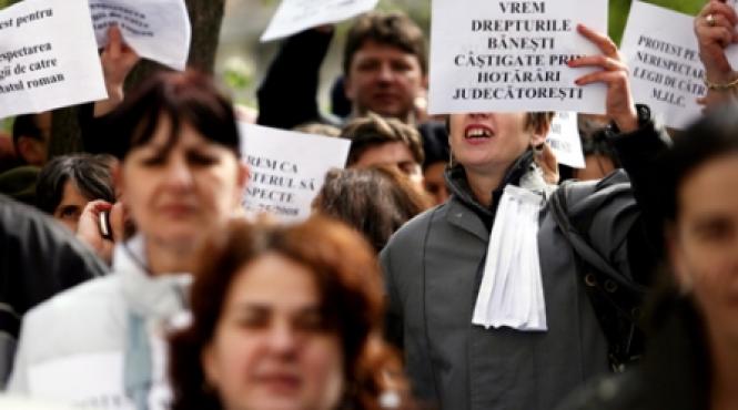 justitia la un pas de blocaj