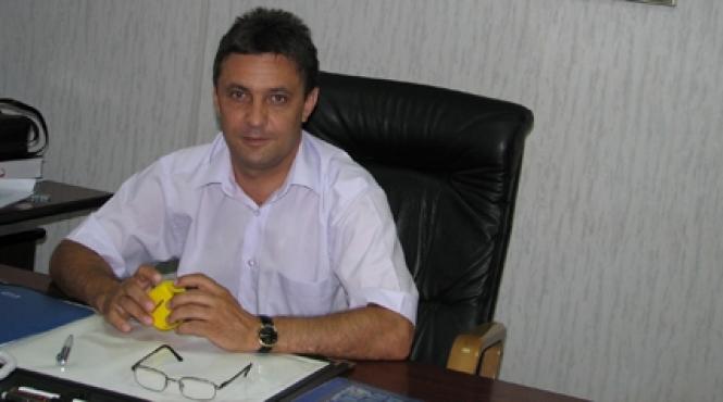 masini de juma de milion de lei pentru directorime