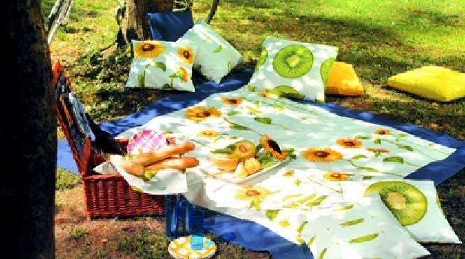 sa ne bucuram de vremea frumoasa de afara