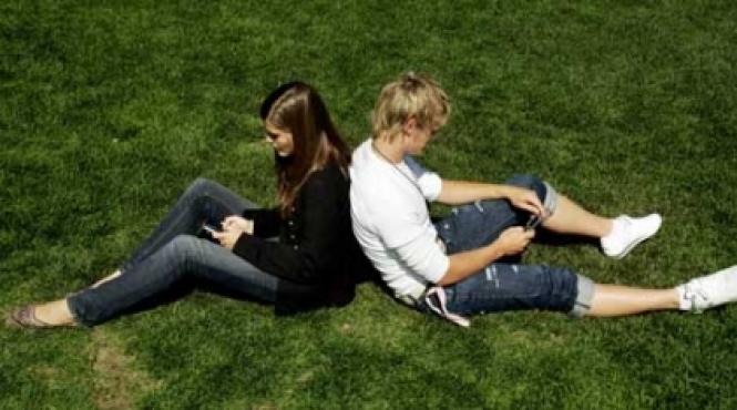 criza nu se cauta pe mobil