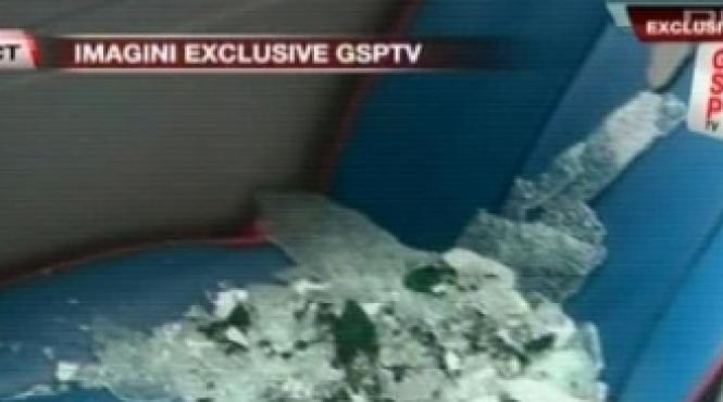 huliganii au atacat autocarul stelei lui golanski i au spart capul