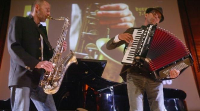 calatorii muzicale cu jazz si blues