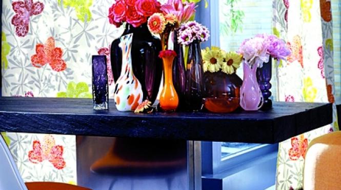 dedicat lunii florilor