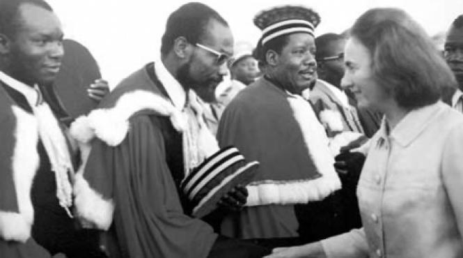 am vazut un negru viu pot sa mor linistita