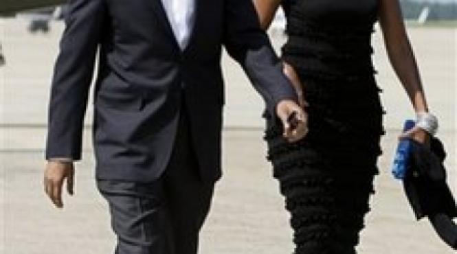 obama isi scoate nevasta la teatru pe banii contribuabililor