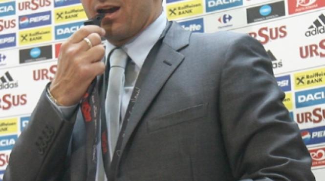 suflu nou sub tricolor