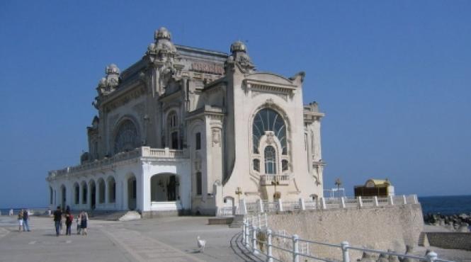 cazinoul constanta o emblema devenita ruina