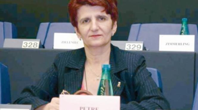 maria petre cooptata in staff ul de consilieri ai eurodeputatului becali
