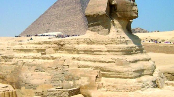 in desert in inima civilizatiei faraonilor