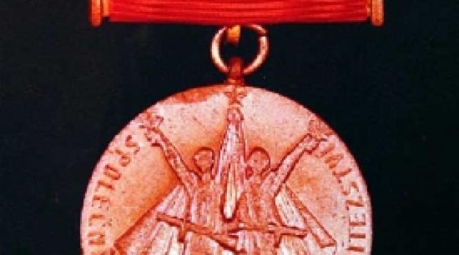 medalie comemorativa de la tara prietena rs cehoslovaca