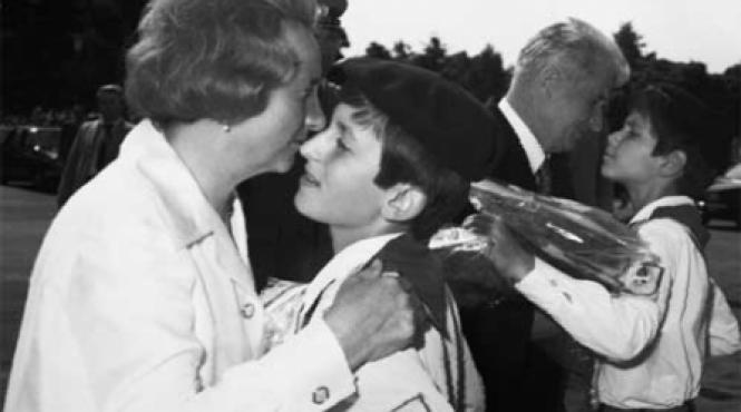 am cravata mea sunt pionier