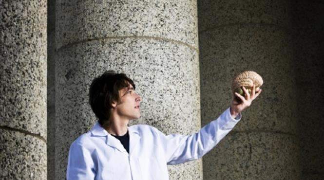 cu jurnalistul la psihiatru