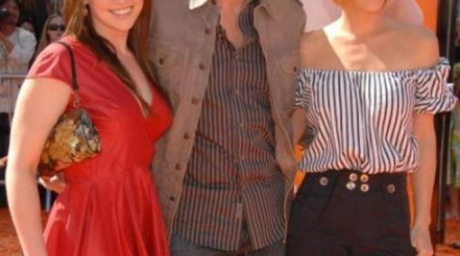 jim carrey va deveni bunic