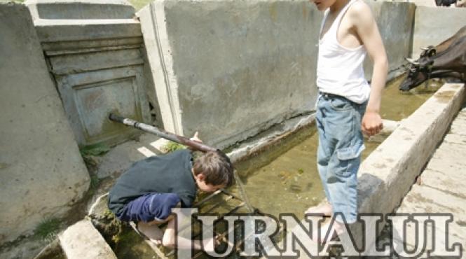 romania iroseste 70 la suta din apa consumata