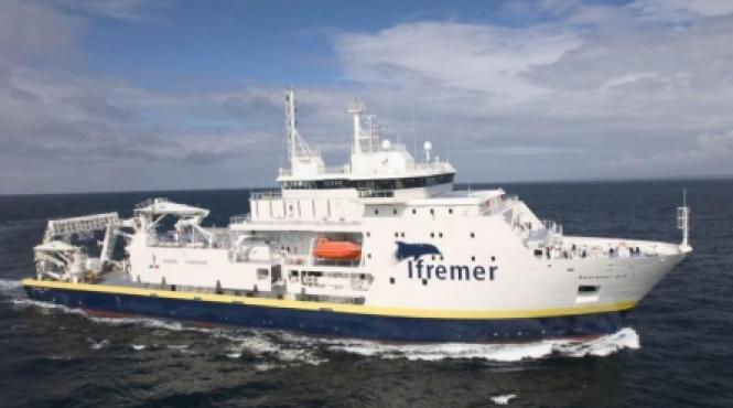 zborul af 447 au fost reluate cautarile cutiilor negre